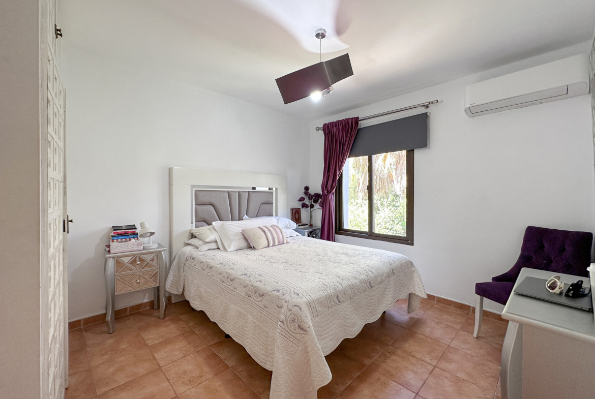 Benahavis Pueblo Benahavis villa 6 Bedrooms