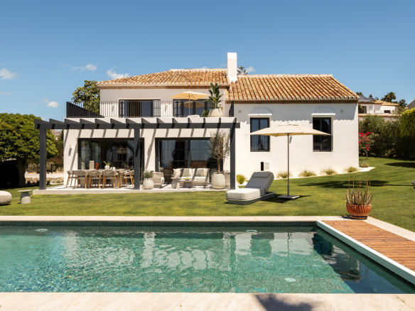 Benahavis Pueblo Benahavis villa 4 Bedrooms