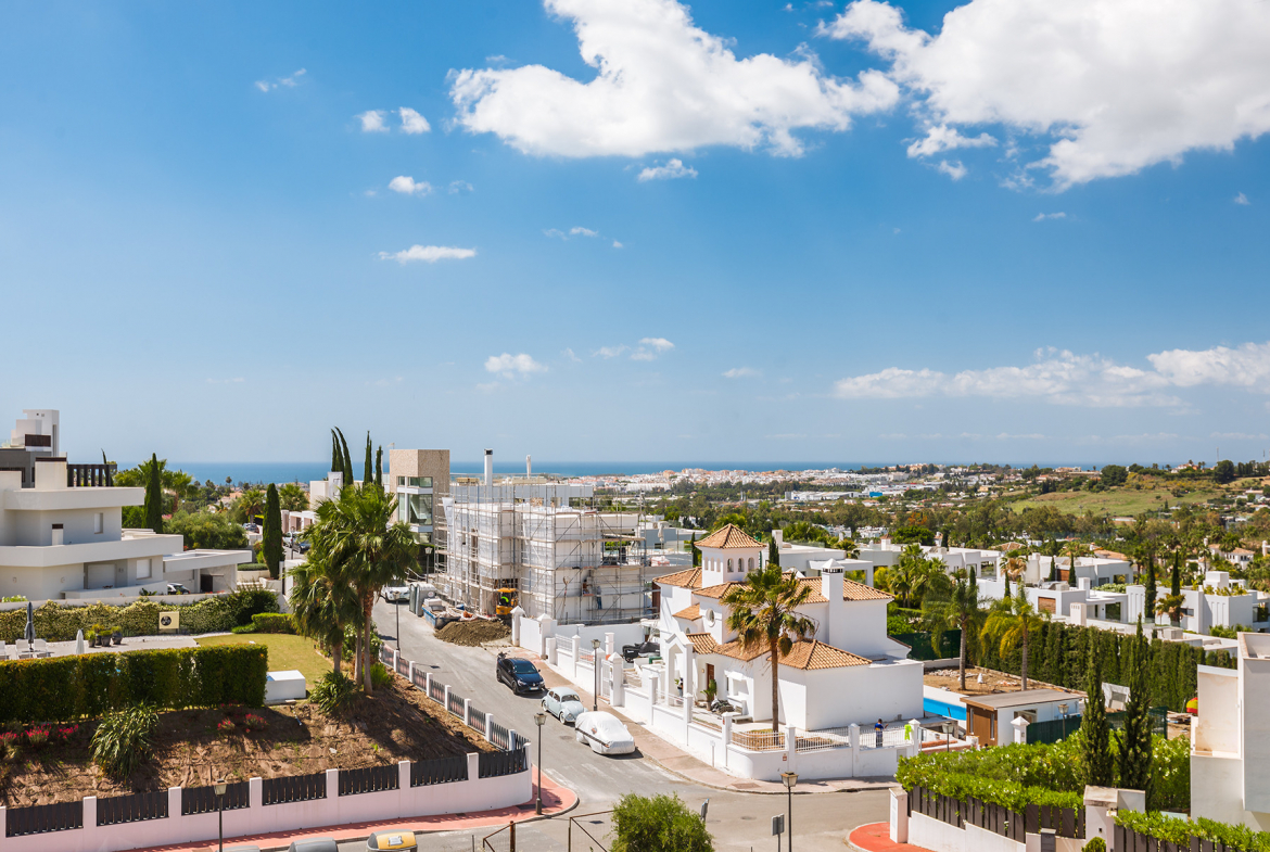 Nueva Andalucia Marbella penthouse 2 Bedrooms