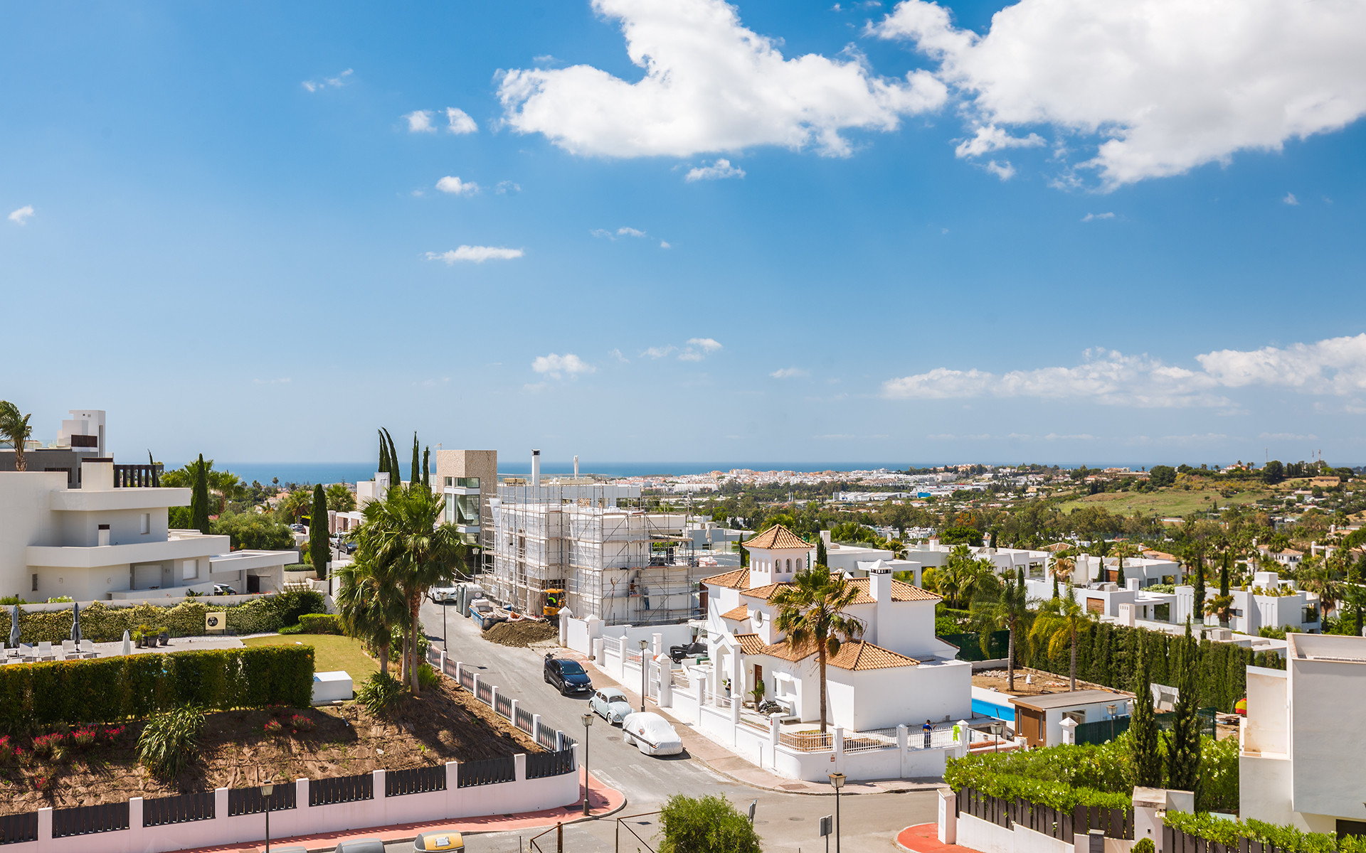 Nueva Andalucia Marbella penthouse 2 Bedrooms