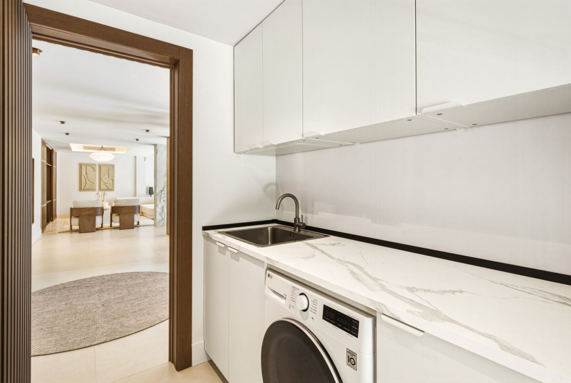 Nueva Andalucia Marbella villa 5 Bedrooms