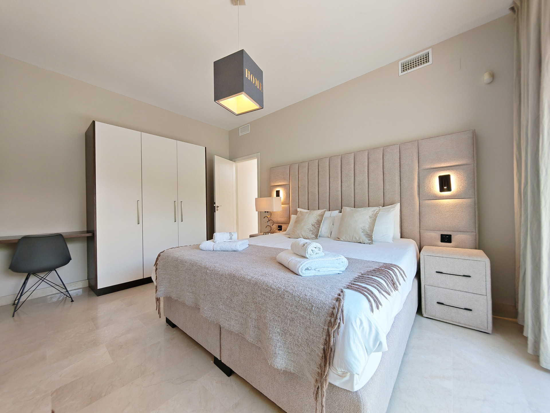 luxo-estate-15 El Rosario Marbella villa 3 Bedrooms
