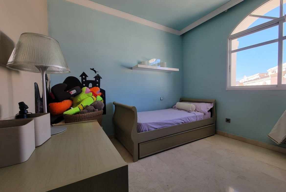 Nueva Andalucia Marbella townhouse 3 Bedrooms