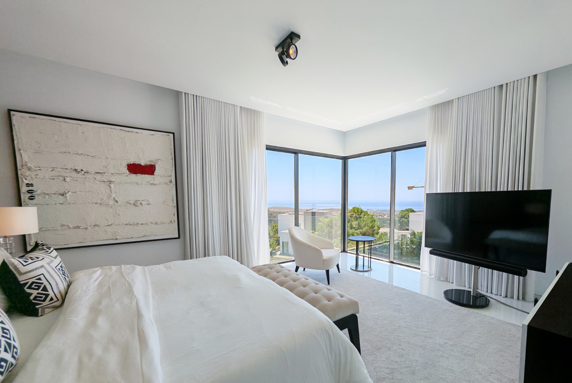 Monte Mayor Benahavis villa 5 Bedrooms