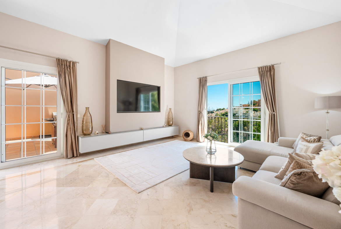 Nueva Andalucia Marbella villa 3 Bedrooms