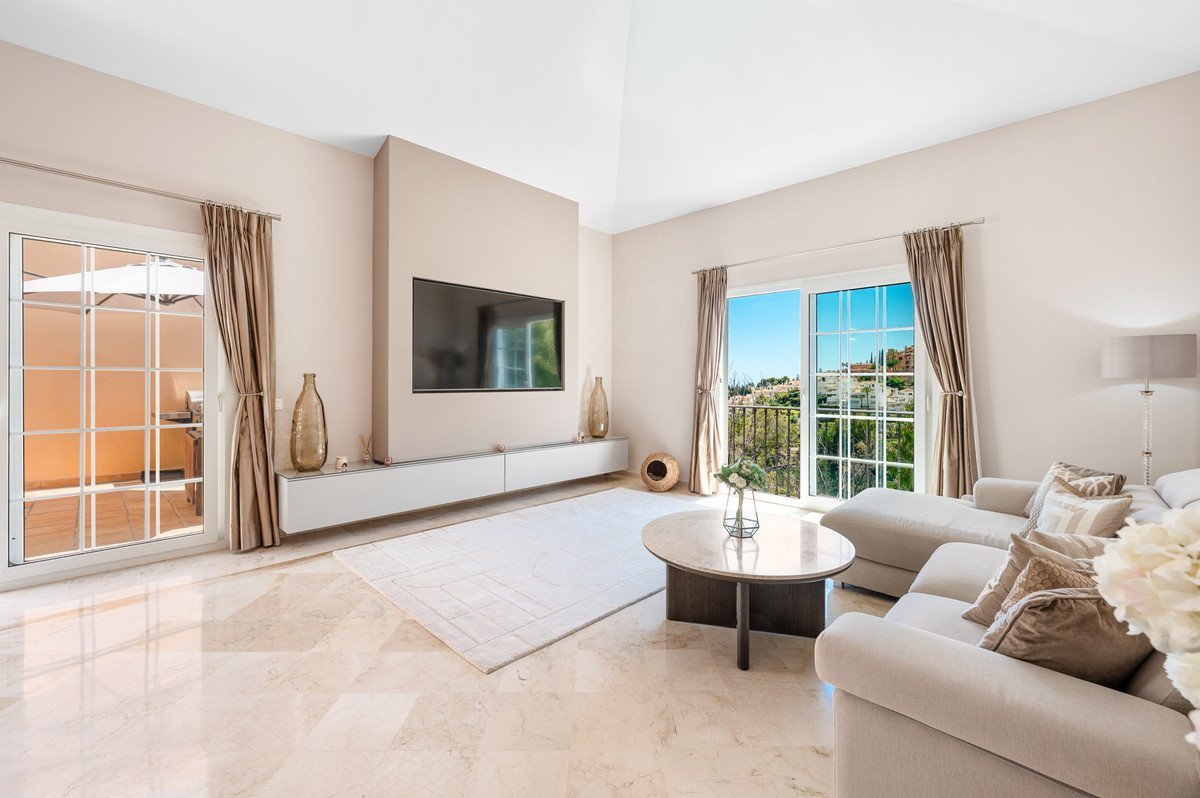 Nueva Andalucia Marbella villa 3 Bedrooms