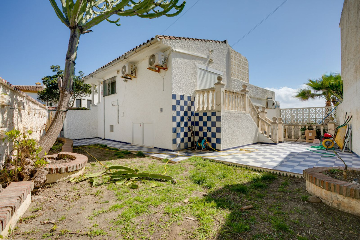 Estepona villa 3 Bedrooms