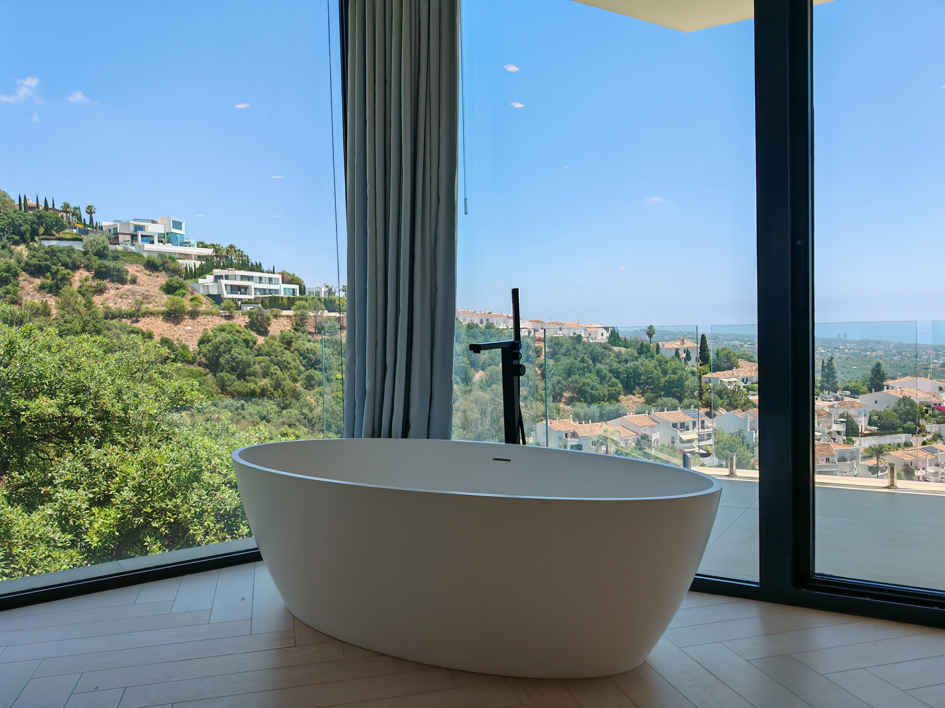 Los Monteros Marbella villa 4 Bedrooms