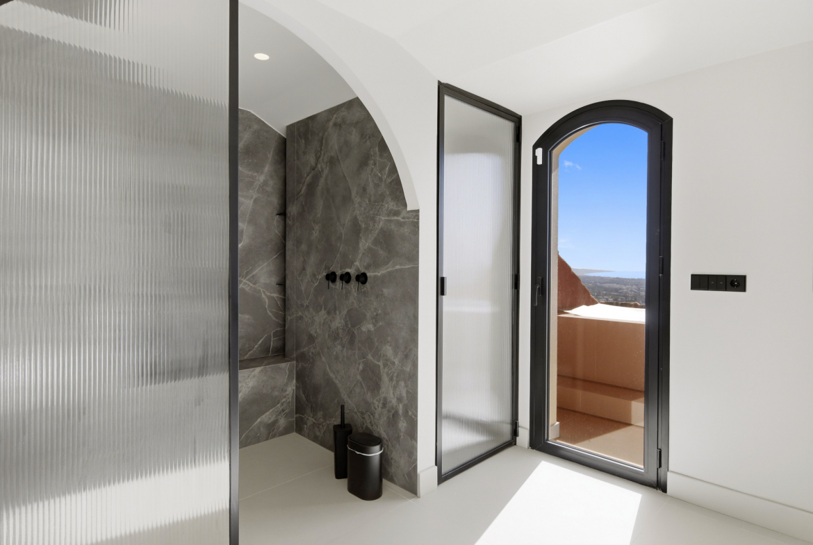 Monte Halcones Benahavis penthouse 4 Bedrooms