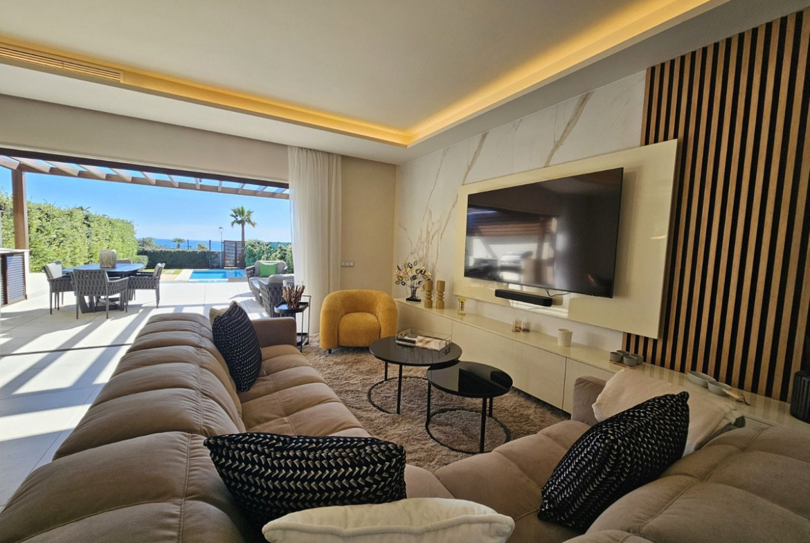 New Golden Mile Estepona townhouse 4 Bedrooms