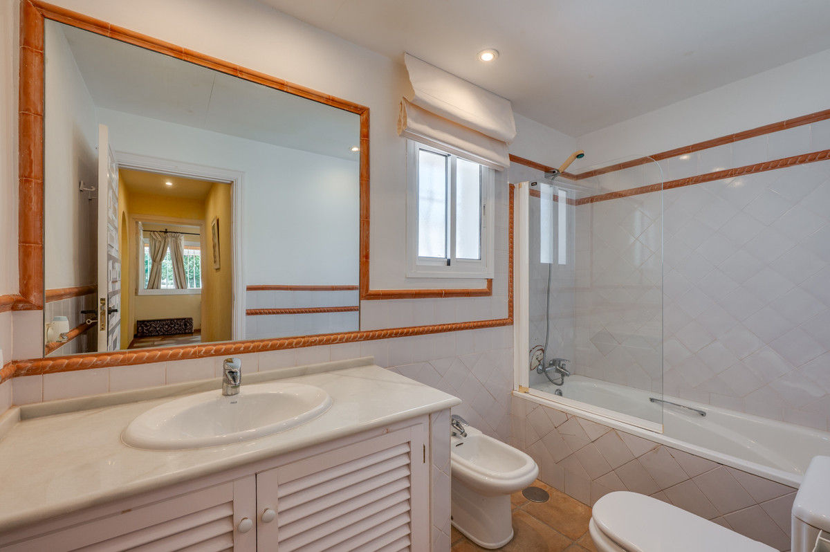 San Pedro Alcantara villa 5 Bedrooms