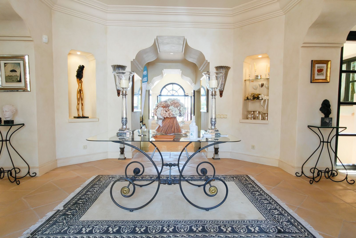 Marbella Golden Mile Marbella villa 3 Bedrooms