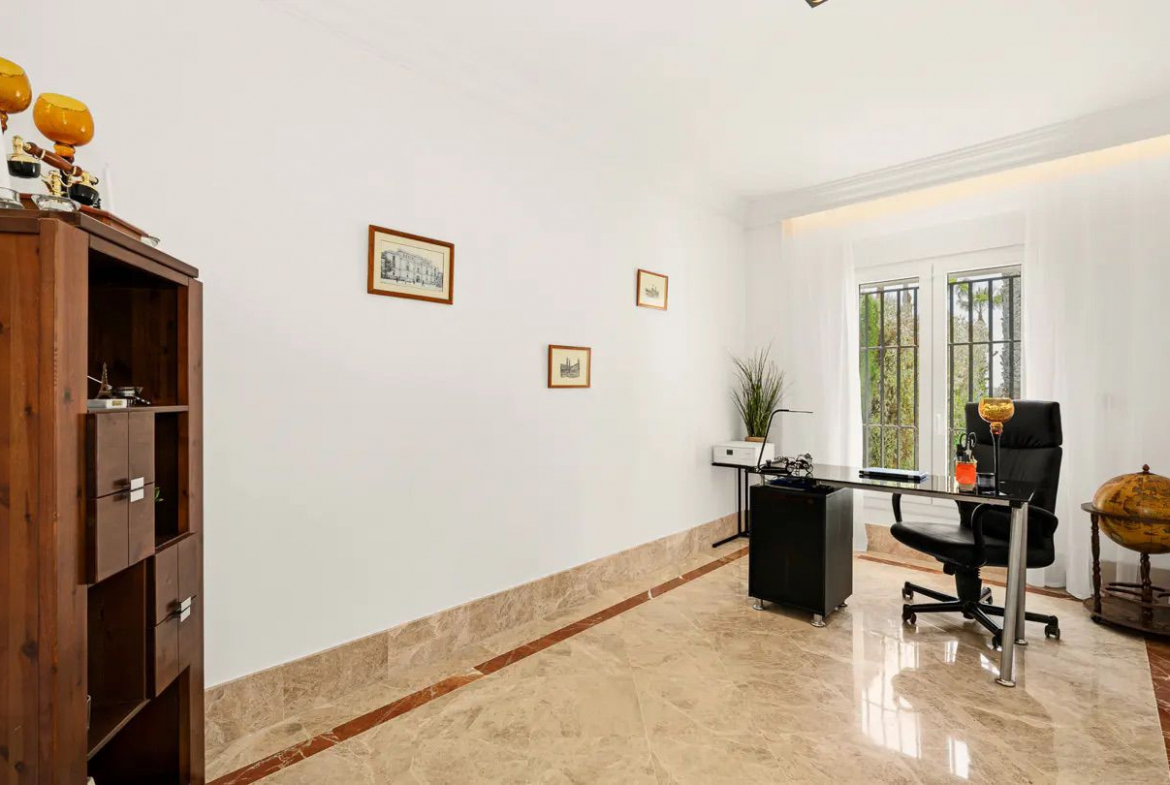 Marbella villa 4 Bedrooms