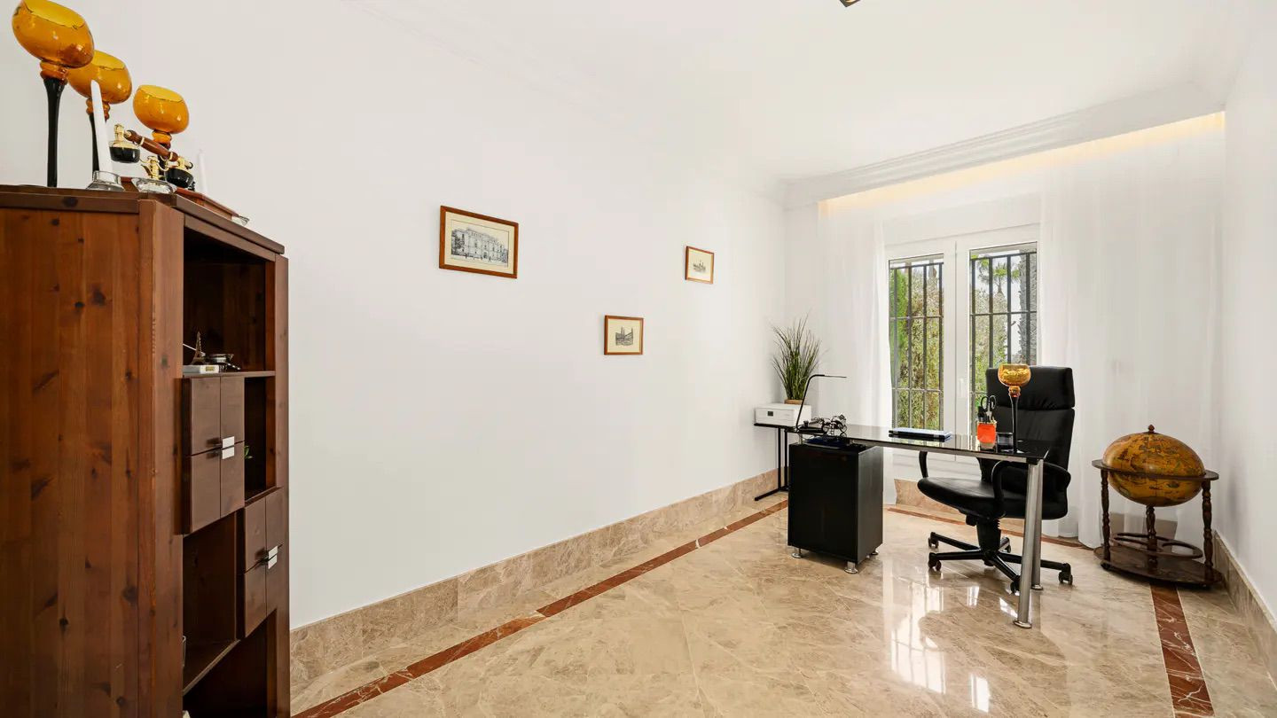 Marbella villa 4 Bedrooms