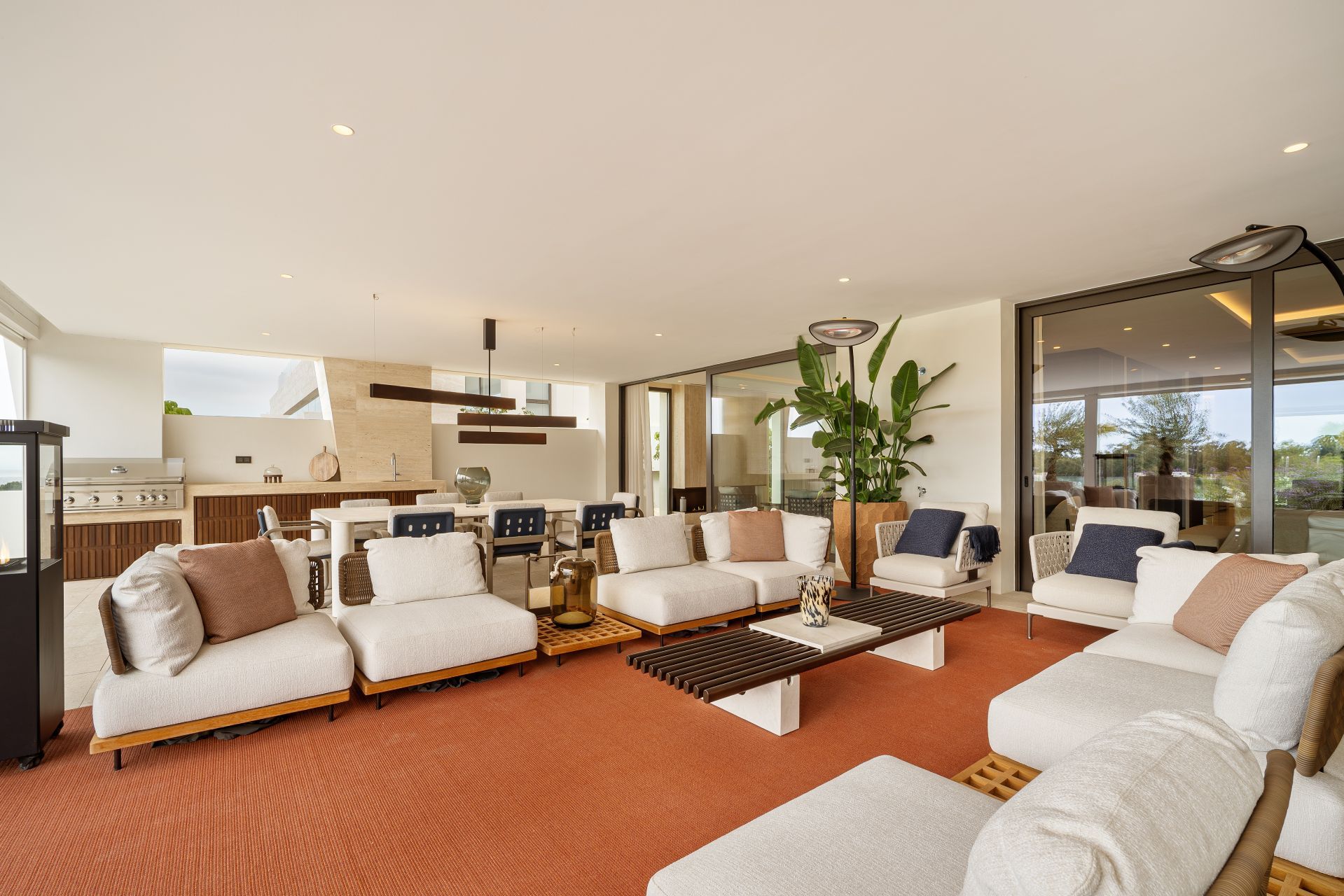 luxo-estate-15 Marbella Golden Mile Marbella apartment 5 Bedrooms
