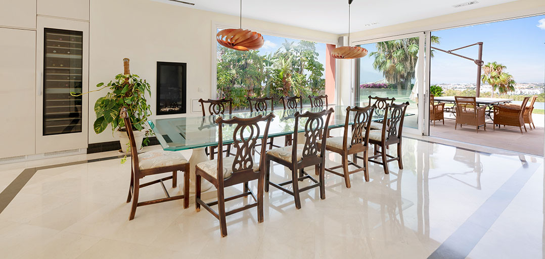 Estepona villa 8 Bedrooms