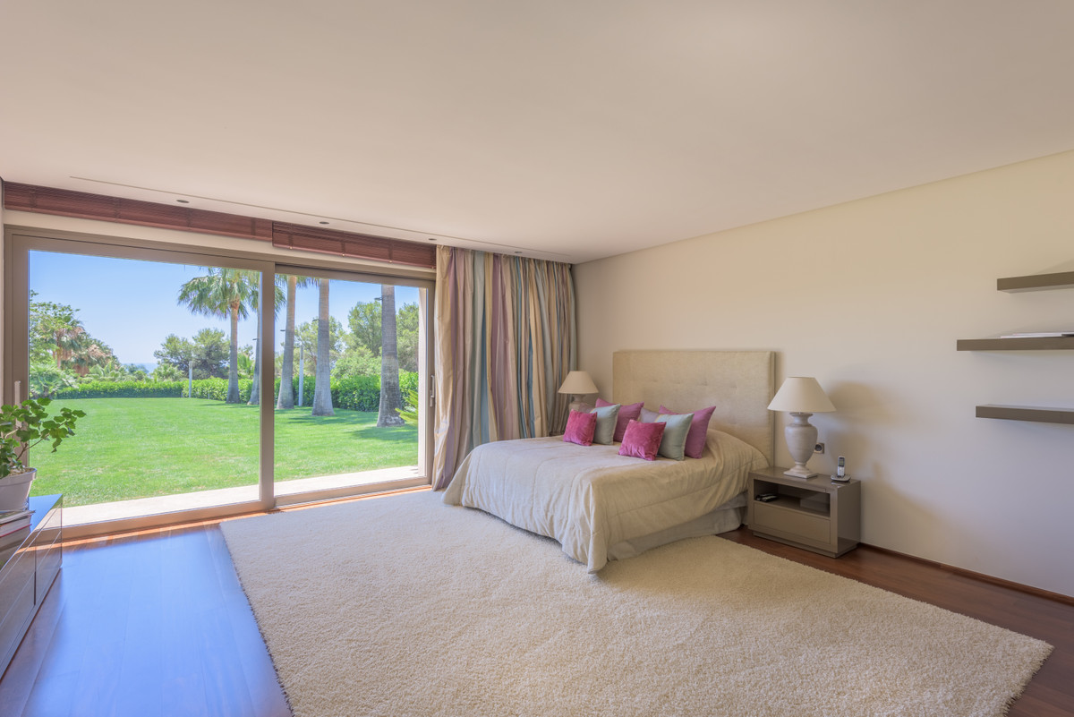 luxo-estate-15 Luxury Mansion for Sale in Sierra Blanca Marbella