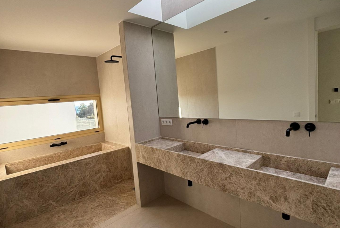 Benalmadena Costa Benalmadena villa 6 Bedrooms