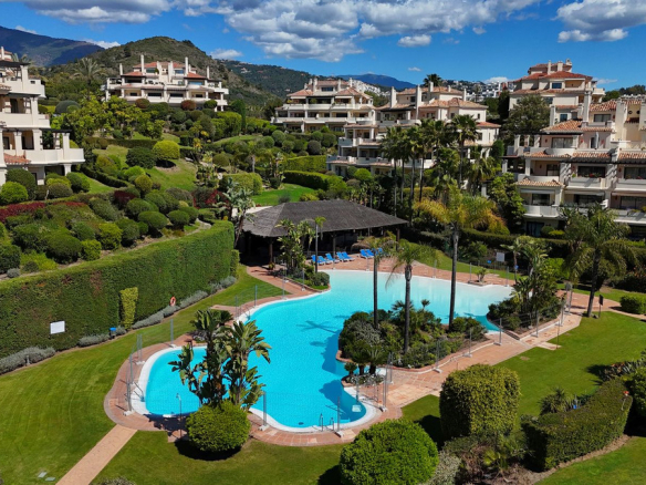 Benahavis apartment 5 Bedrooms
