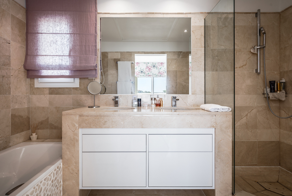 Nueva Andalucia Marbella penthouse 2 Bedrooms