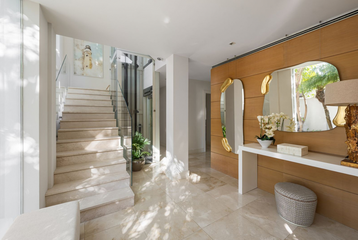Marbella Golden Mile Marbella villa 4 Bedrooms