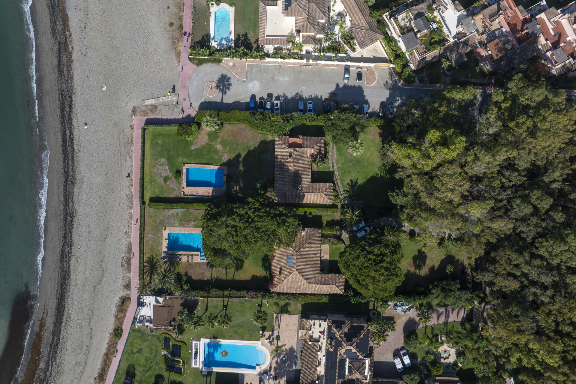 Estepona villa 5 Bedrooms