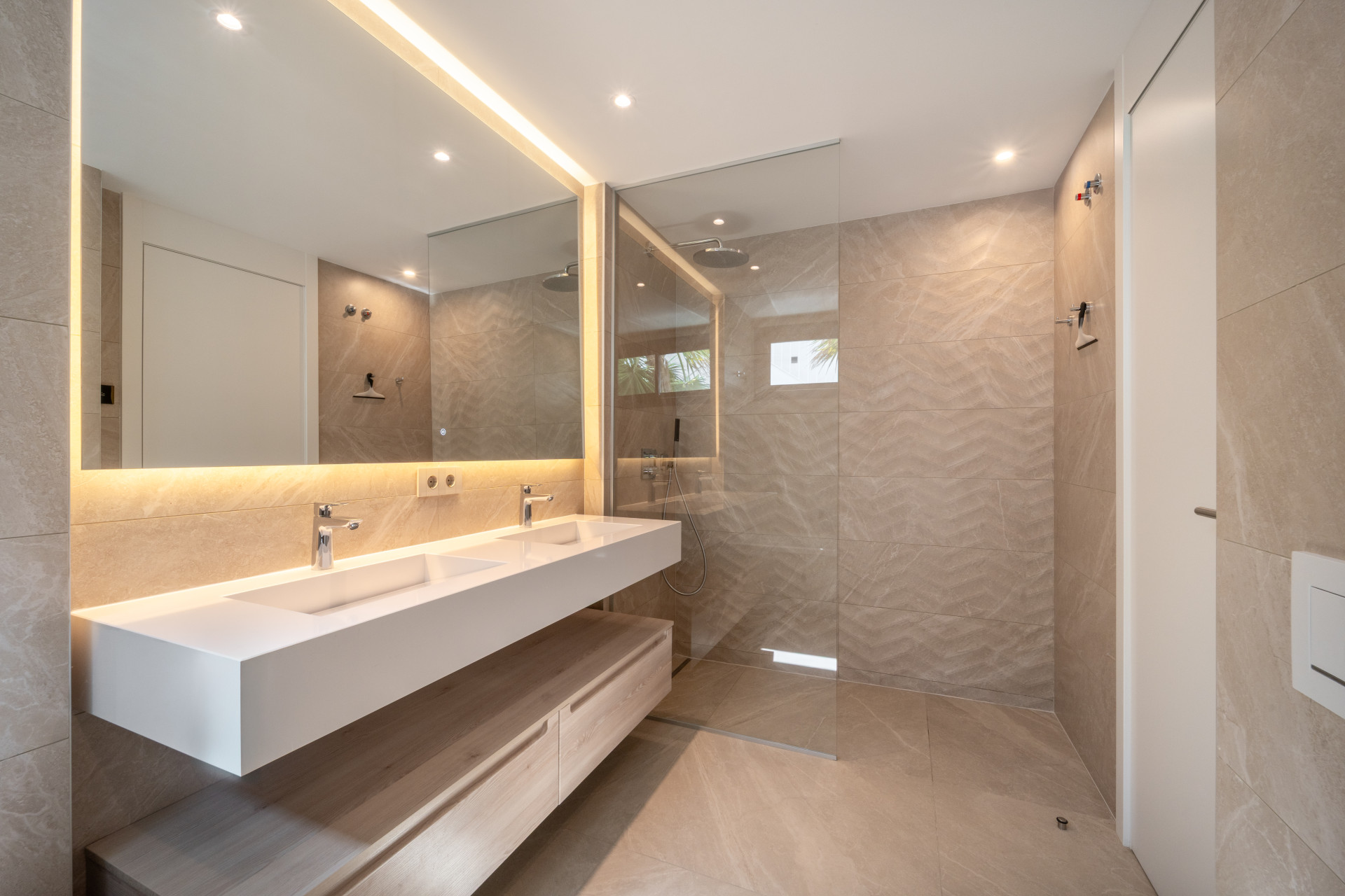 luxo-estate-16 Marbella apartment 2 Bedrooms