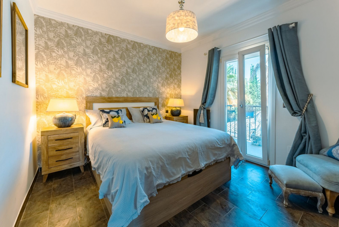 Estepona villa 4 Bedrooms