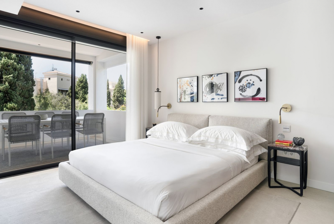 Puerto Banus Marbella penthouse 3 Bedrooms