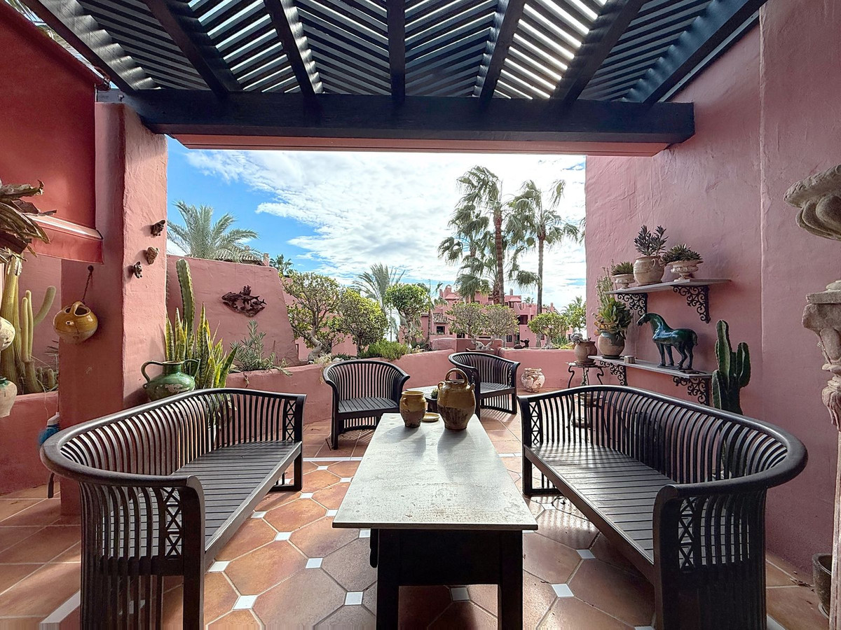 luxo-estate-16 Cancelada Estepona penthouse 3 Bedrooms