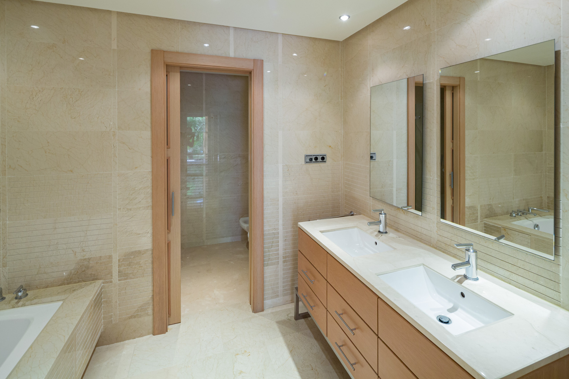 luxo-estate-16 Sierra Blanca Marbella apartment 2 Bedrooms