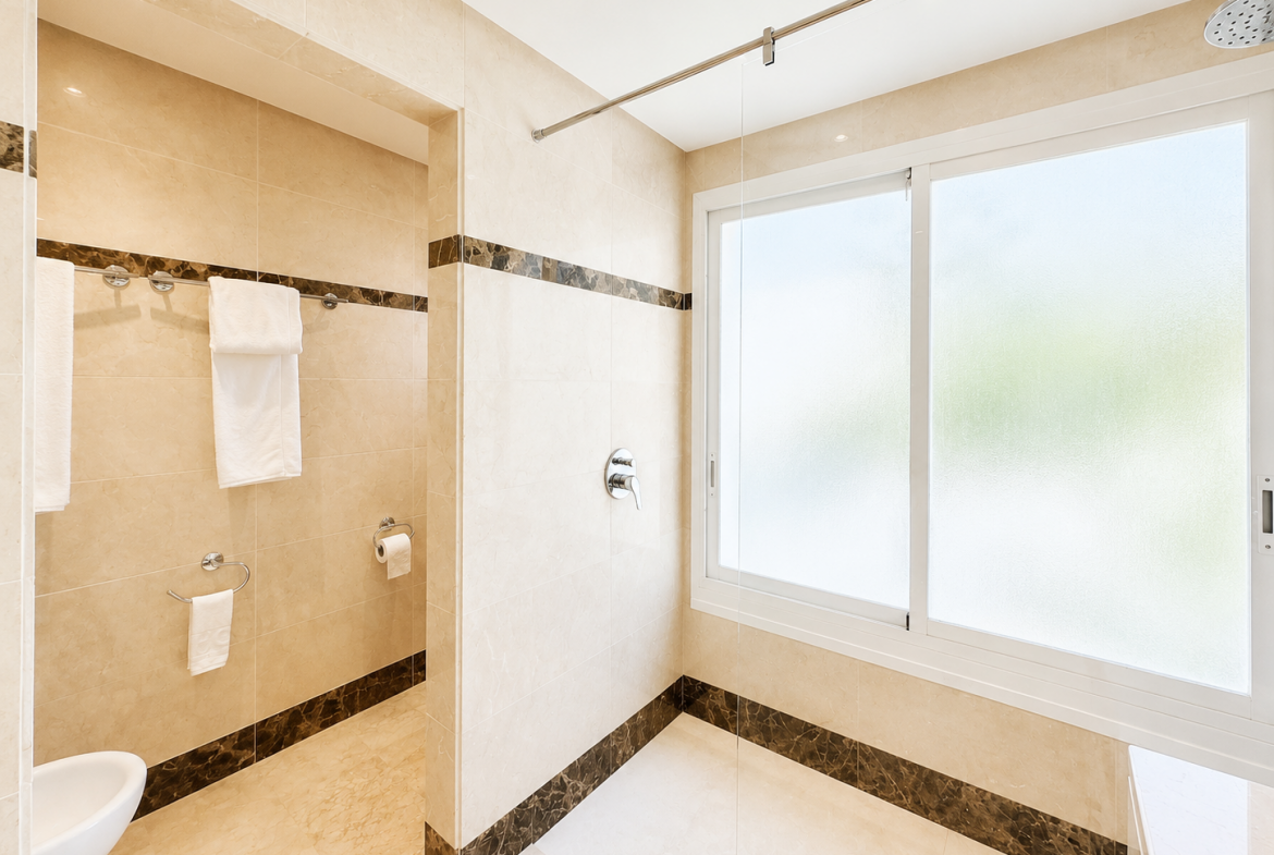 Puerto Banus Marbella penthouse 3 Bedrooms