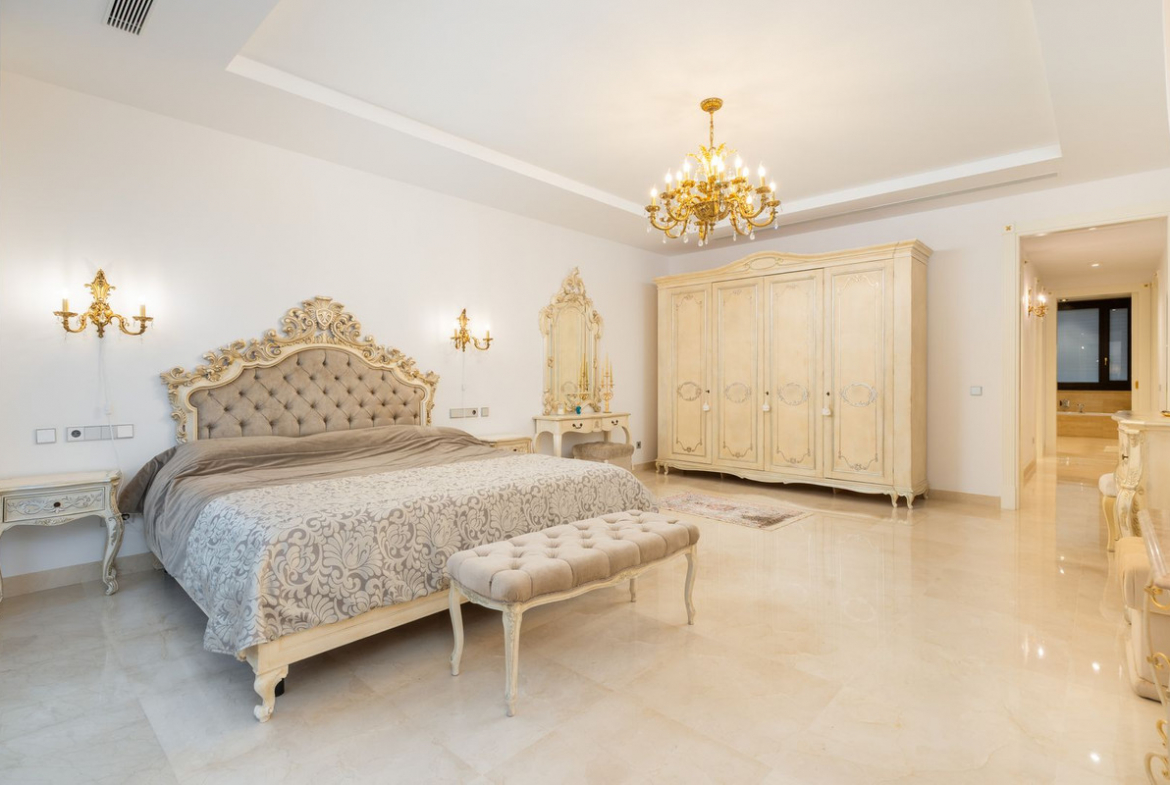 Guadalmina Baja San Pedro Alcantara villa 7 Bedrooms