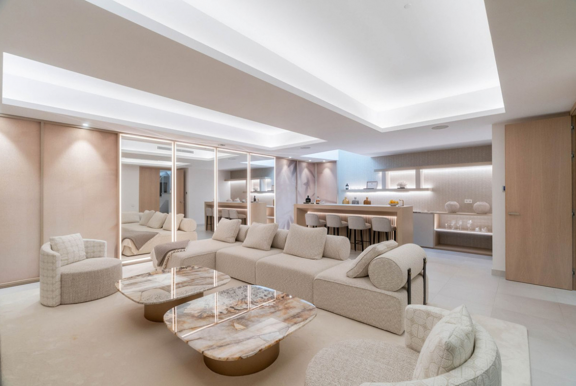 Nueva Andalucia Marbella villa 3 Bedrooms