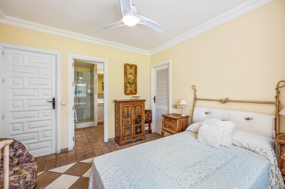 San Pedro Alcantara villa 5 Bedrooms