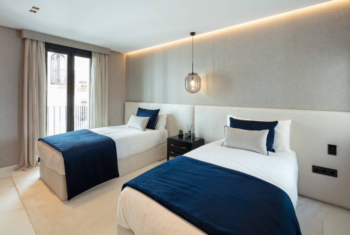 Puerto Banus Marbella apartment 3 Bedrooms