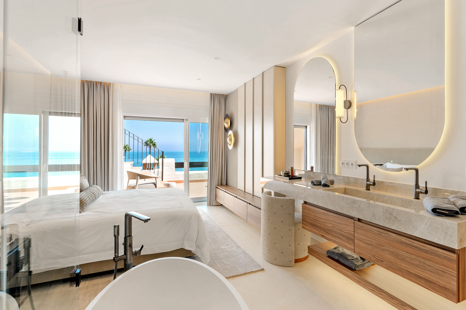 luxo-estate-16 Estepona penthouse 3 Bedrooms