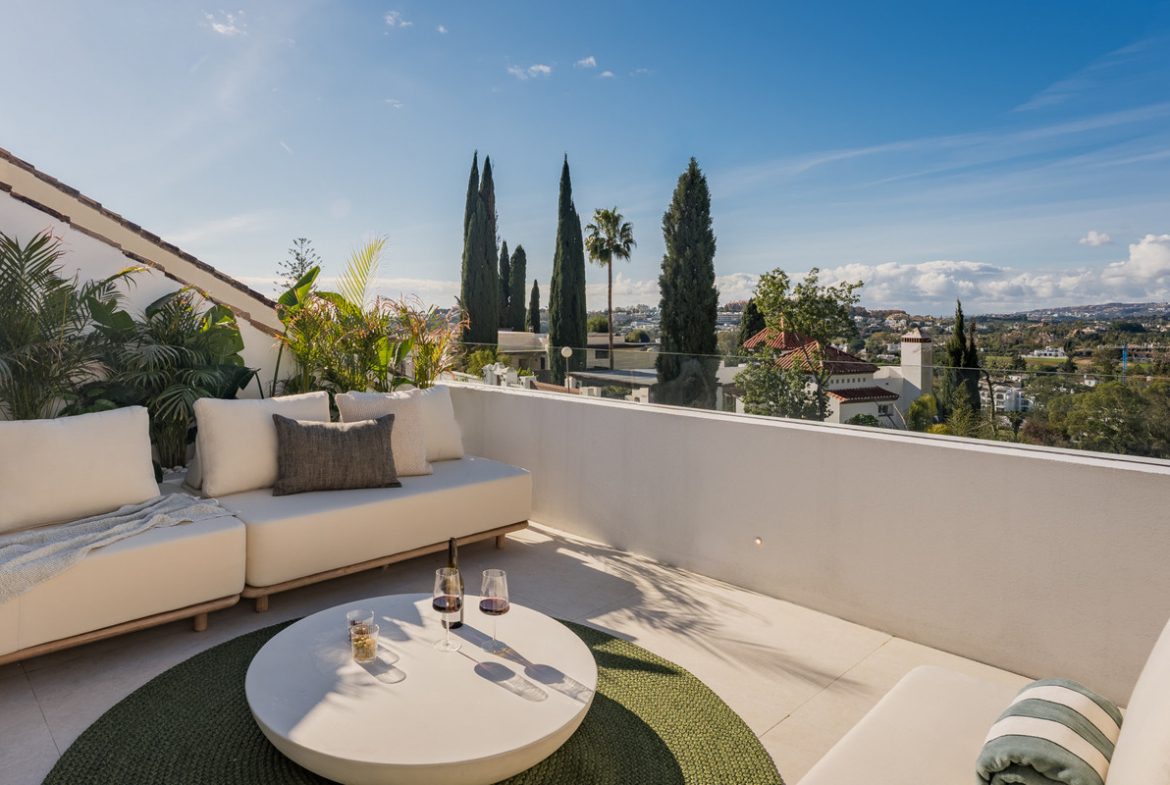 Nueva Andalucia Marbella townhouse 3 Bedrooms