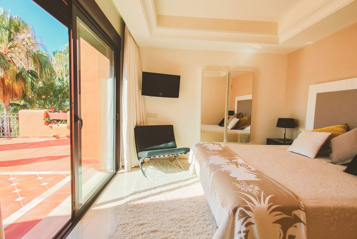 Nueva Andalucia Marbella penthouse 3 Bedrooms