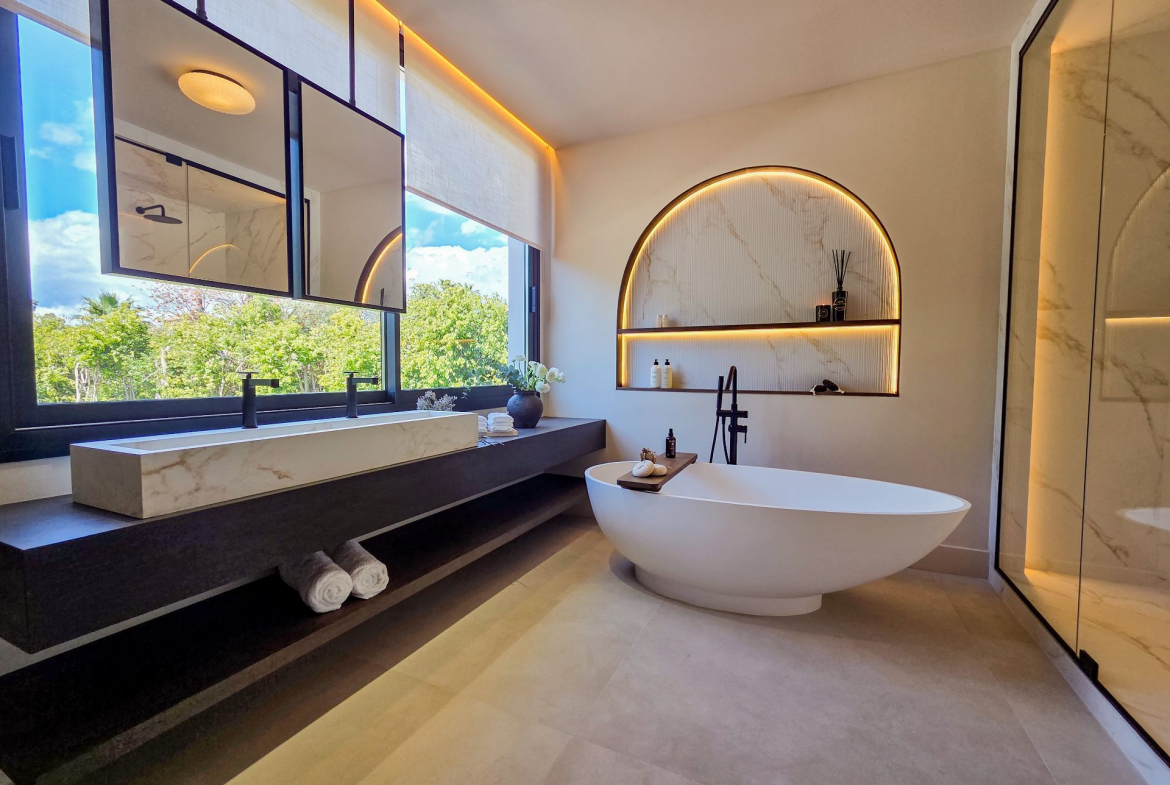 Nueva Andalucia Marbella villa 5 Bedrooms