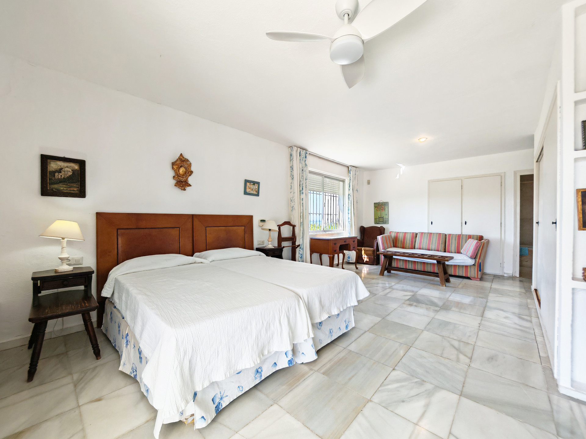 Guadalmina Baja San Pedro Alcantara villa 4 Bedrooms