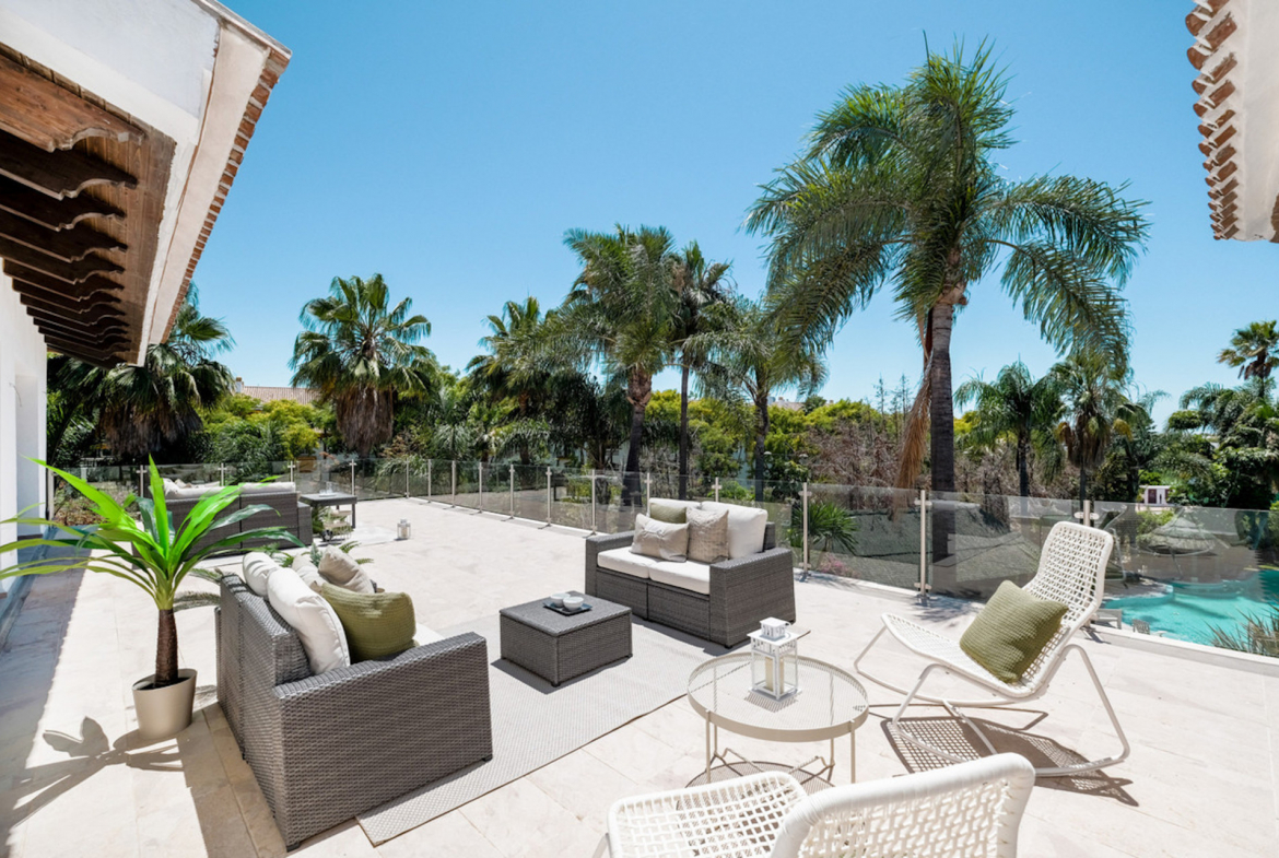 Nueva Andalucia Marbella villa 10 Bedrooms