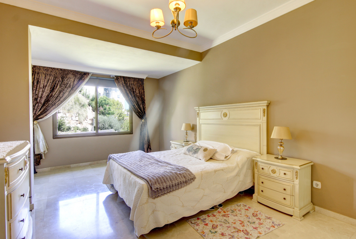 Benahavis Pueblo Benahavis villa 6 Bedrooms