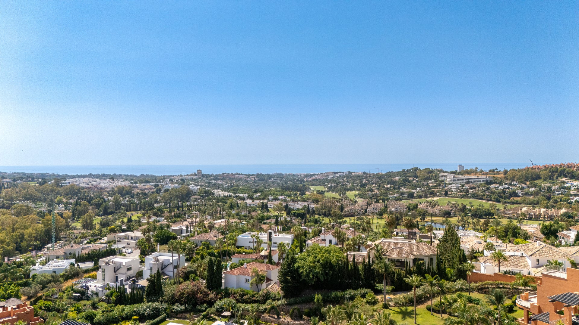 luxo-estate-16 Nueva Andalucia Marbella penthouse 3 Bedrooms