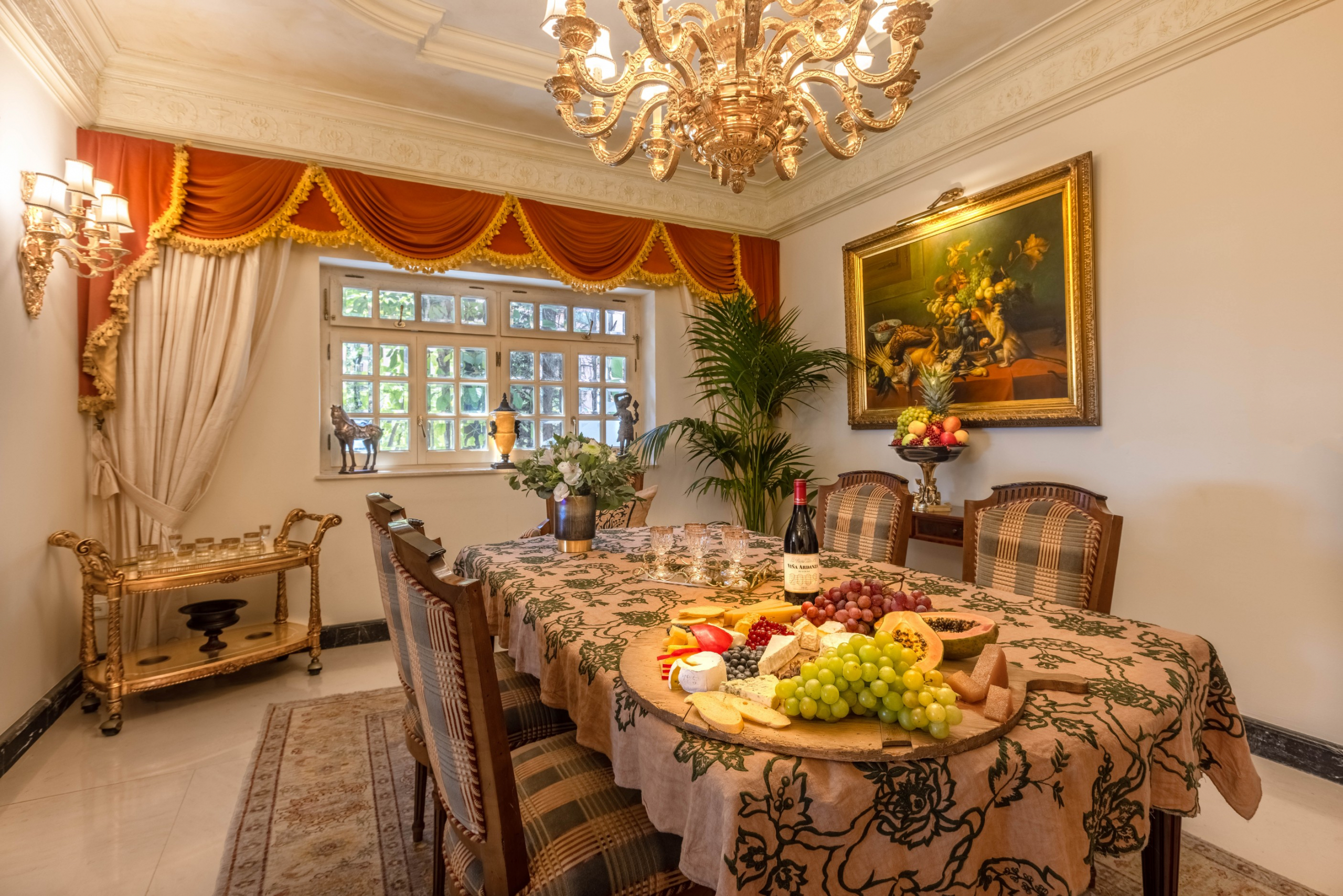 luxo-estate-16 Beachfront Mansion for Sale in Puerto Banús | Marbella