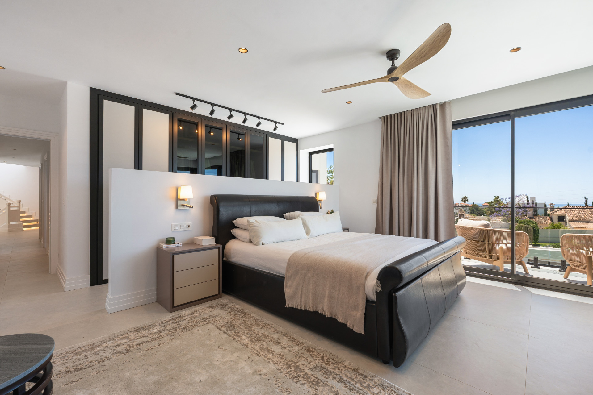 Estepona villa 6 Bedrooms
