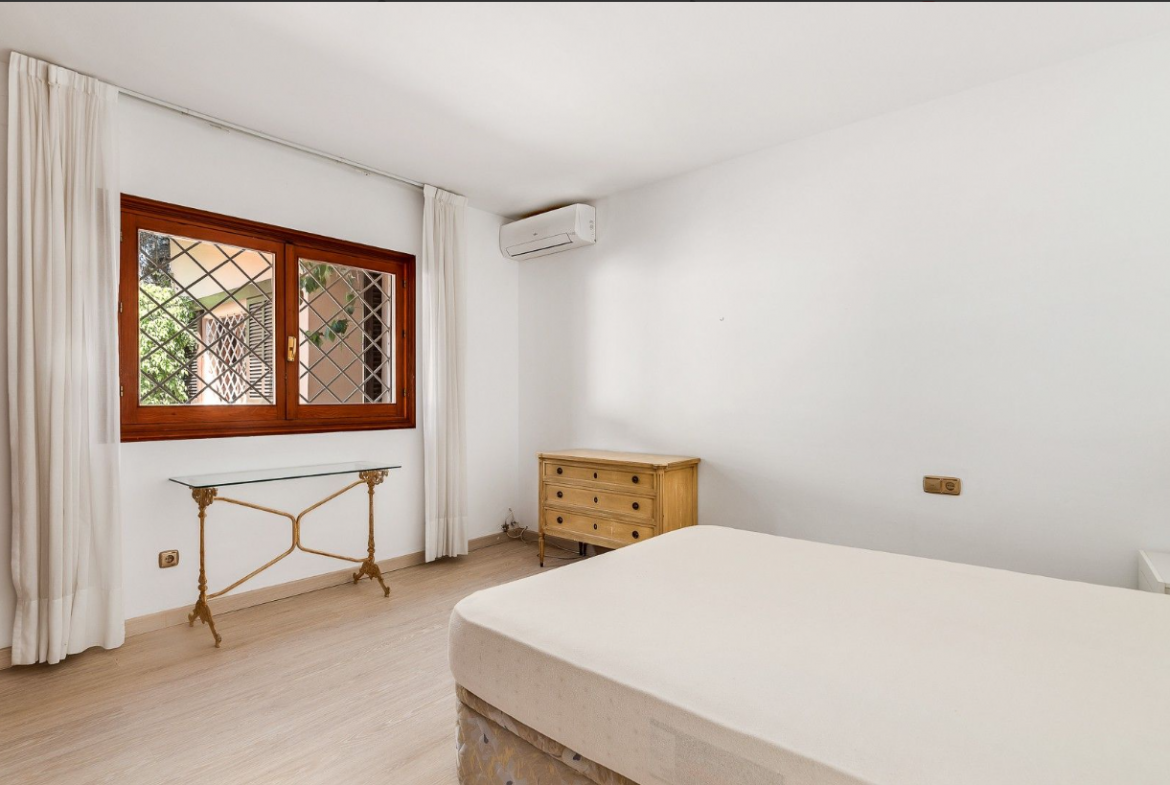 Rio Real Marbella villa 4 Bedrooms