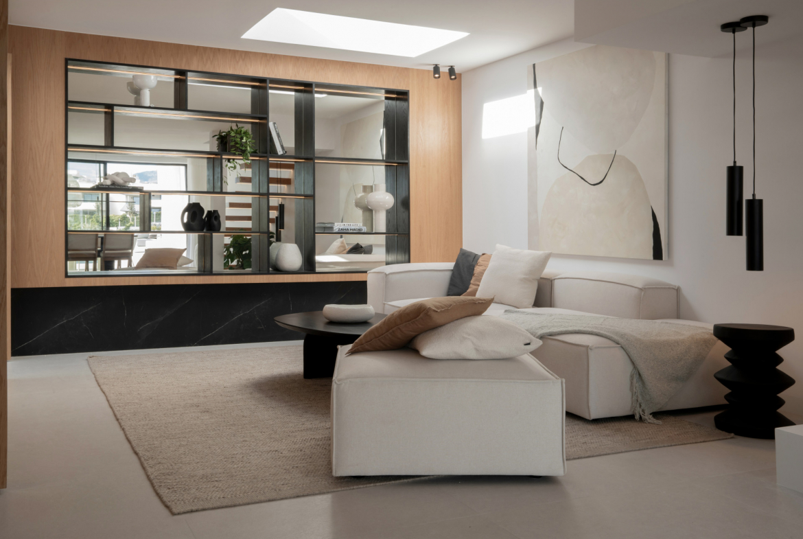 Nueva Andalucia Marbella villa 5 Bedrooms