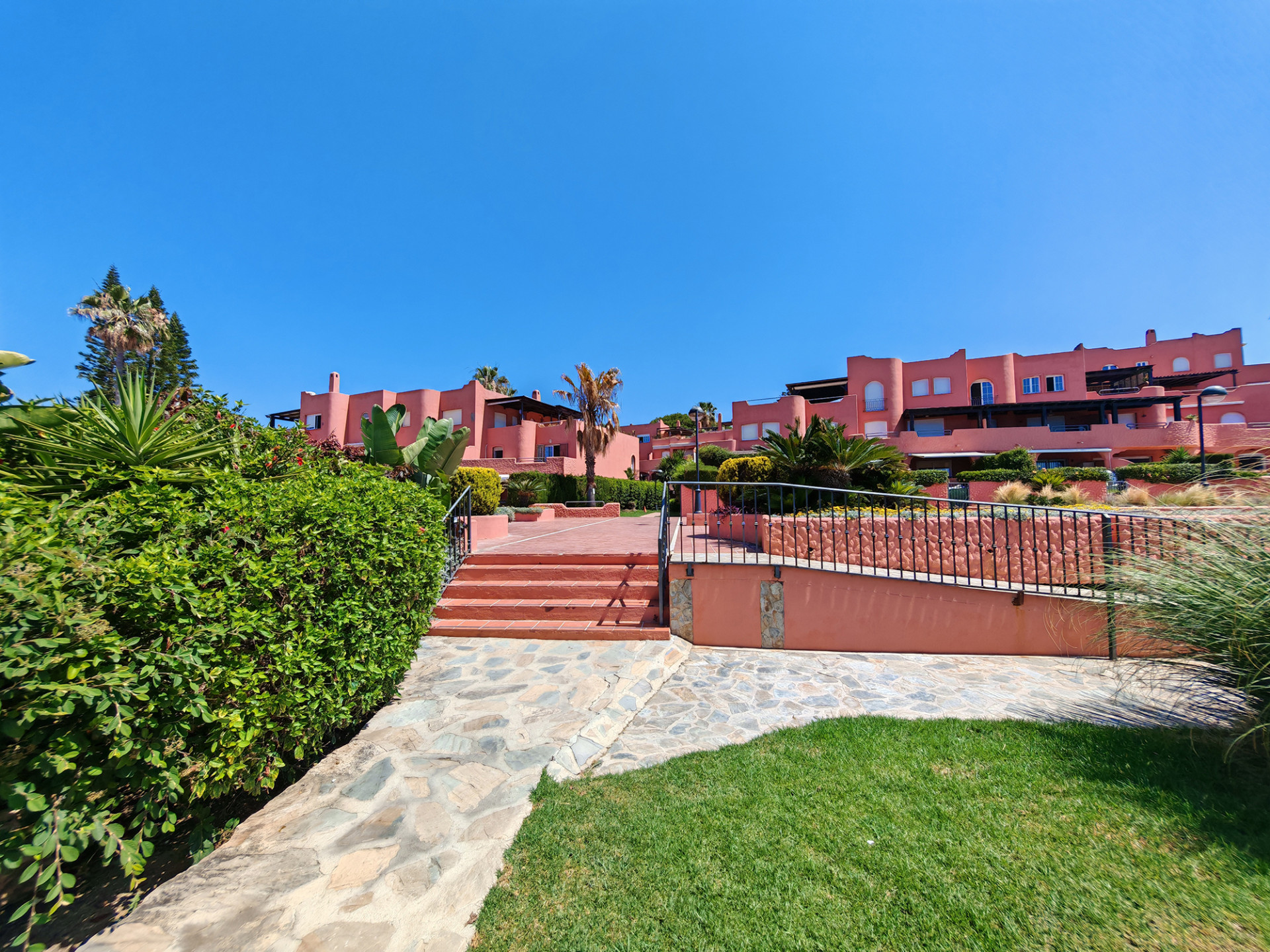 Marbella townhouse 3 Bedrooms