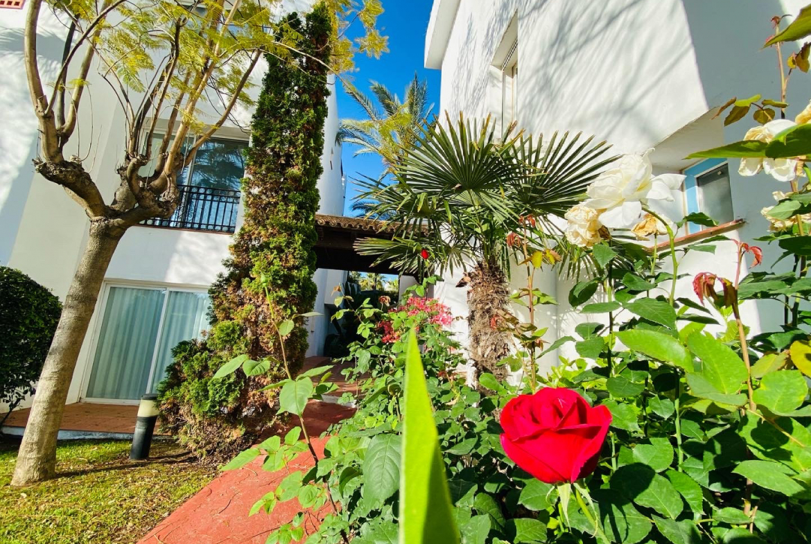 Puerto Banus Marbella penthouse 3 Bedrooms